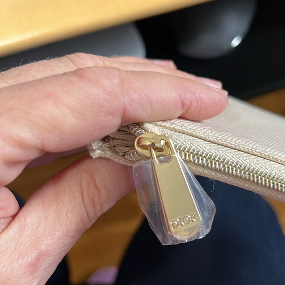 Dior CD Logo Expandable Canvas Clutch Makeup Pouch Cosmetic Bag Beige NWOT - Picture 6 of 14